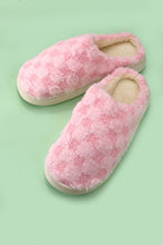 Load image into Gallery viewer, PLUSH CHECKER WARM COMFY COZY SLIPPERS