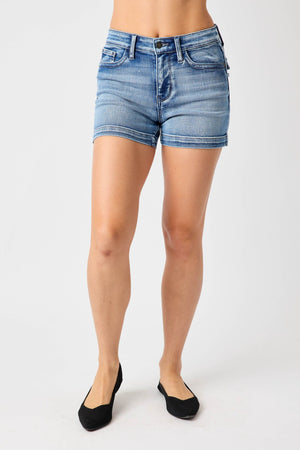 JUDY BLUE Mid-Rise Heavy Contrast Faux Flap Pocket Shorts