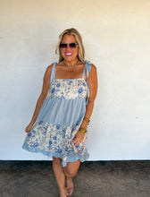 Load image into Gallery viewer, Garden Party Floral Dress