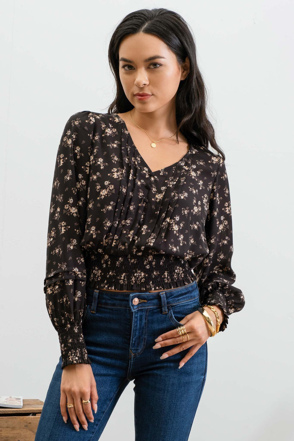 FLORAL FRONT PLEATED WOVEN TOP