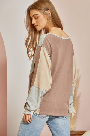 MULITCOLORED KNIT TOP