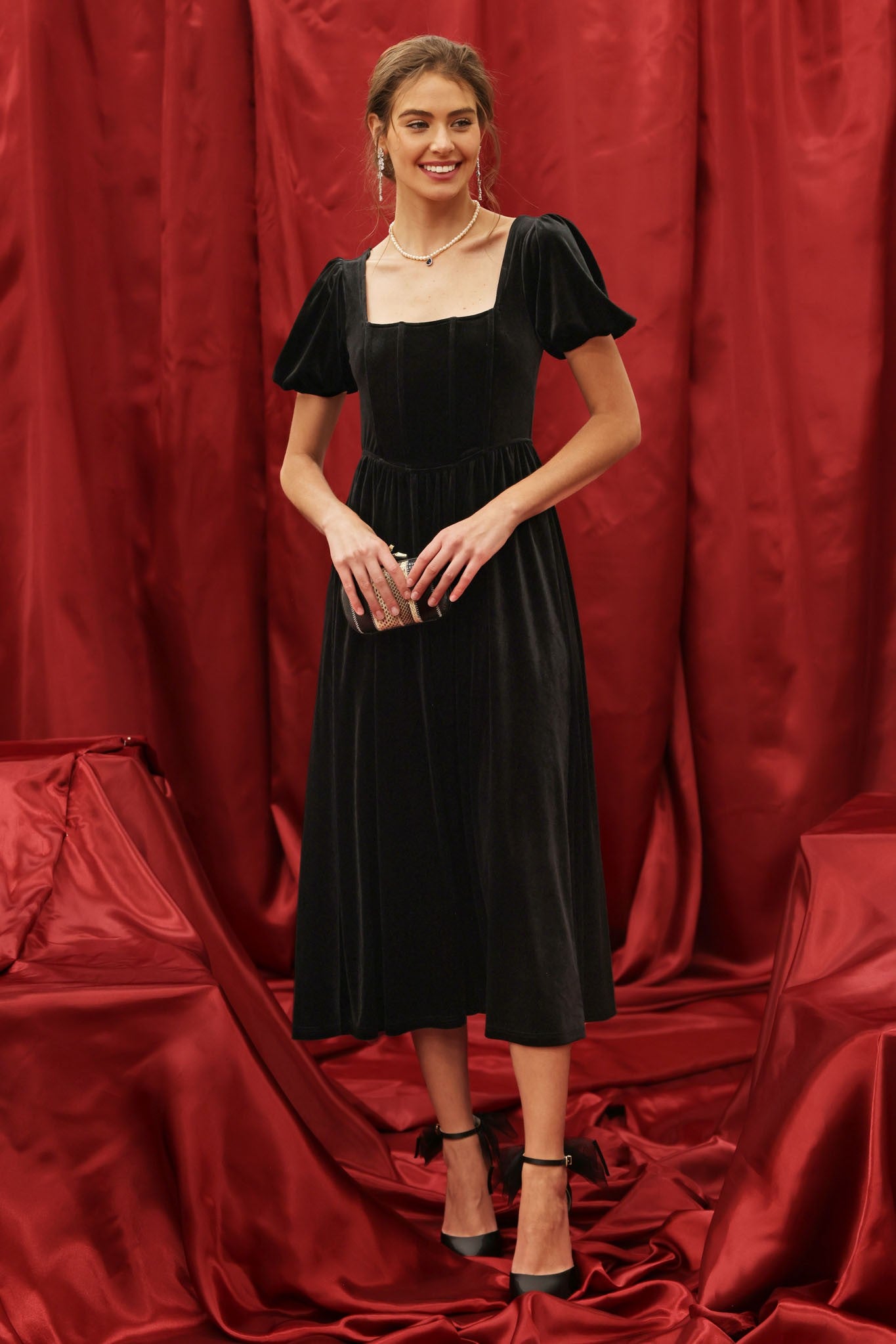 VELVET CORSET PUFF SLEEVE MIDI DRESS VELVET CORSET PUFF SLEEVE MIDI DRESS