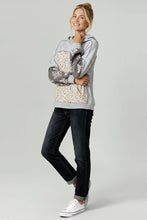 Load image into Gallery viewer, PLUS TWO TONE HACCI FLORAL KNIT TOP WITH HOODIE