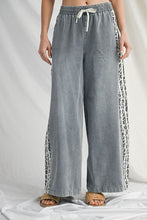 Load image into Gallery viewer, Side Leopard Accent Wide Leg Pants
