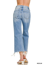 Load image into Gallery viewer, Distressed Knee Raw Frayed Hem Cropped Denim Pants