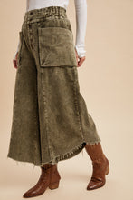 Load image into Gallery viewer, Mineral Wash Cropped Fray Hem Corduroy Wide Pants