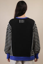 Load image into Gallery viewer, Oversized Striped Casual Knit Top