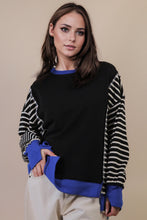 Load image into Gallery viewer, Oversized Striped Casual Knit Top