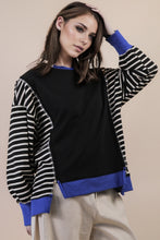 Load image into Gallery viewer, Oversized Striped Casual Knit Top