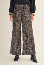 Load image into Gallery viewer, Wide Leg Leopard Pants
