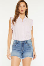 Load image into Gallery viewer, Mid Rise Denim Shorts