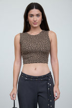Load image into Gallery viewer, Leopard Print Sleeveless Cropped Knit Top