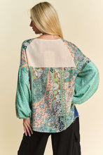 Load image into Gallery viewer, FLORAL PATCHWORK SLEEVE KNIT PULLOVER TOP