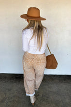 Load image into Gallery viewer, WILD FAWN BARREL JEAN
