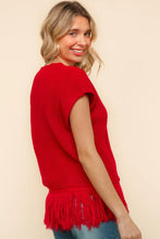 Load image into Gallery viewer, Plus Red Solid Fringe Hem Solid Sweater Top
