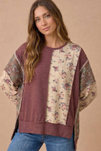 Load image into Gallery viewer, Plus Mixed Fabric Floral Waffle Knit Paneling Top