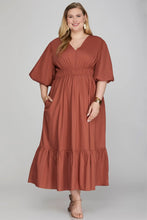 Load image into Gallery viewer, BUBBLE SLEEVE MIDI DRESS WITH POCKETS
