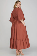 Load image into Gallery viewer, BUBBLE SLEEVE MIDI DRESS WITH POCKETS