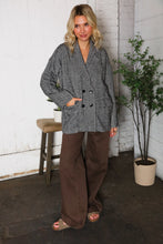 Load image into Gallery viewer, Ivory &amp; Black Button Thick Blazer