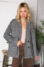 Load image into Gallery viewer, Ivory &amp; Black Button Thick Blazer