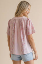 Load image into Gallery viewer, Notch Neck Stripe Floral Flutter Short Sleeve Top