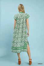 Load image into Gallery viewer, Abstract Two Tone Print Midi Dress