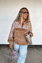 Load image into Gallery viewer, MINI PUFF CLUTCH BAG