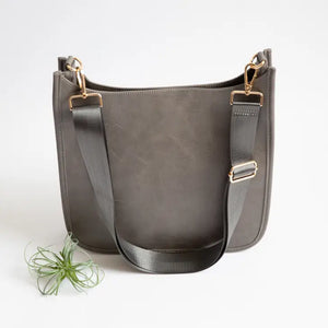 THE WONDERLUST BAG