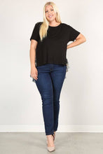 Load image into Gallery viewer, Plus Size Top Hi Low Hem Plaid