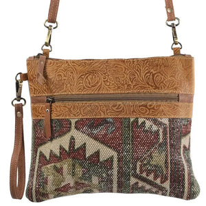Crossbody Rug with Leather and Front Zipper