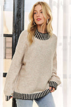 Load image into Gallery viewer, EDGE ACCENT LOOSE FIT SWEATER TOP