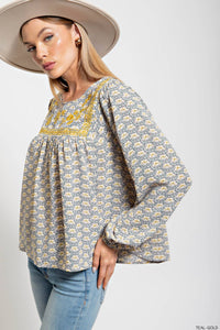 SOFT WOODOBBY PRINTED EMB YORK BUBBLE SLEEVES TOP