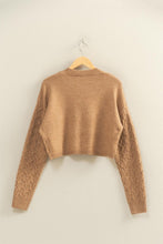 Load image into Gallery viewer, Cropped Cable Knit Sweater