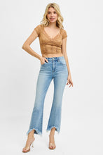 Load image into Gallery viewer, High Rise Bootcut Fray Hem Cropped Jean