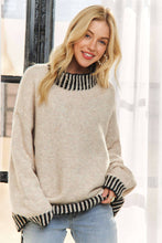 Load image into Gallery viewer, EDGE ACCENT LOOSE FIT SWEATER TOP