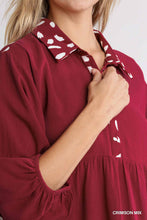 Load image into Gallery viewer, Linen Blend Animal Print Collar Button Down Tunic