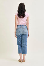 Load image into Gallery viewer, "JOLIE" CROPPED JEAN DISTRESSED