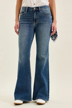 Load image into Gallery viewer, Jaqueline Flare w/Triple Needle Back Pockets