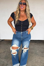 Load image into Gallery viewer, BLAKELEY DISTRESSED JEANS