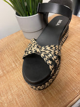 Load image into Gallery viewer, KEHLANI SANDAL
