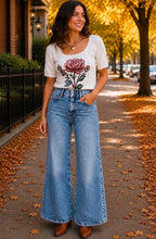 Load image into Gallery viewer, White Western Floral Sweater
