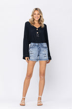 Load image into Gallery viewer, Mid Rise Patch Cut Off Shorts