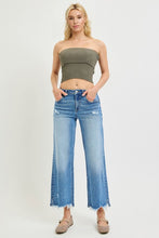 Load image into Gallery viewer, Mid Rise Crop with Fray Hem