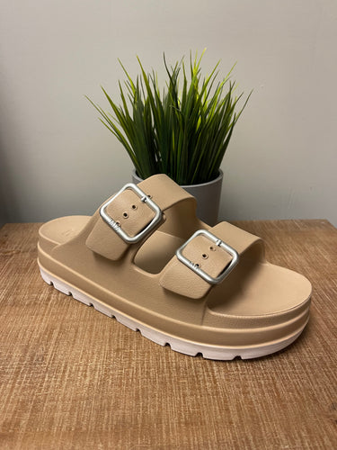 Santi Sandal