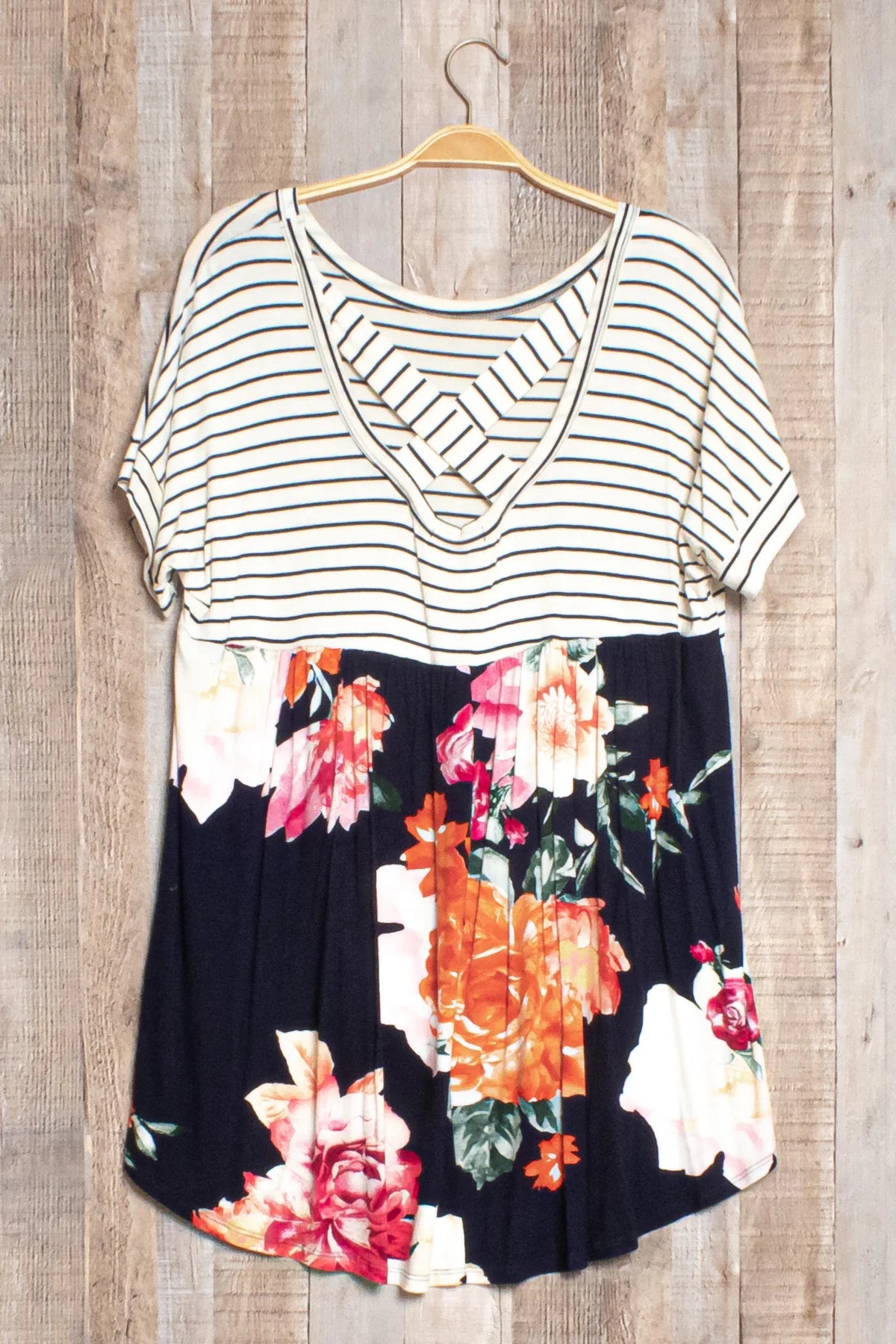 STRIPE BACK FLORAL PRINT CRISS CROSS TOP
