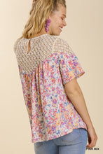 Load image into Gallery viewer, Floral Print Lace Trim Detail Short Sleeve Top