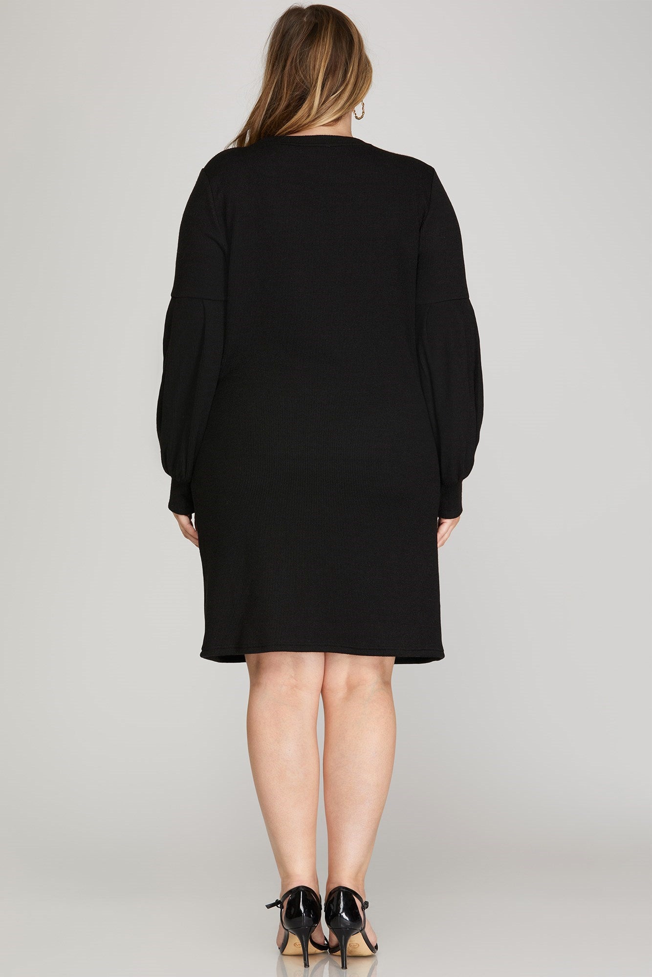 LONG BALLOON SLEEVE KNIT DRESS