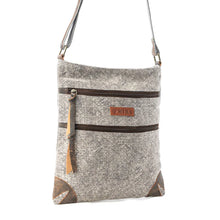 Load image into Gallery viewer, Dustveil Trail Shoulder Bag in Misty Sandstone