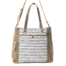 Load image into Gallery viewer, Loner Tote Bag