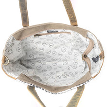 Load image into Gallery viewer, Loner Tote Bag